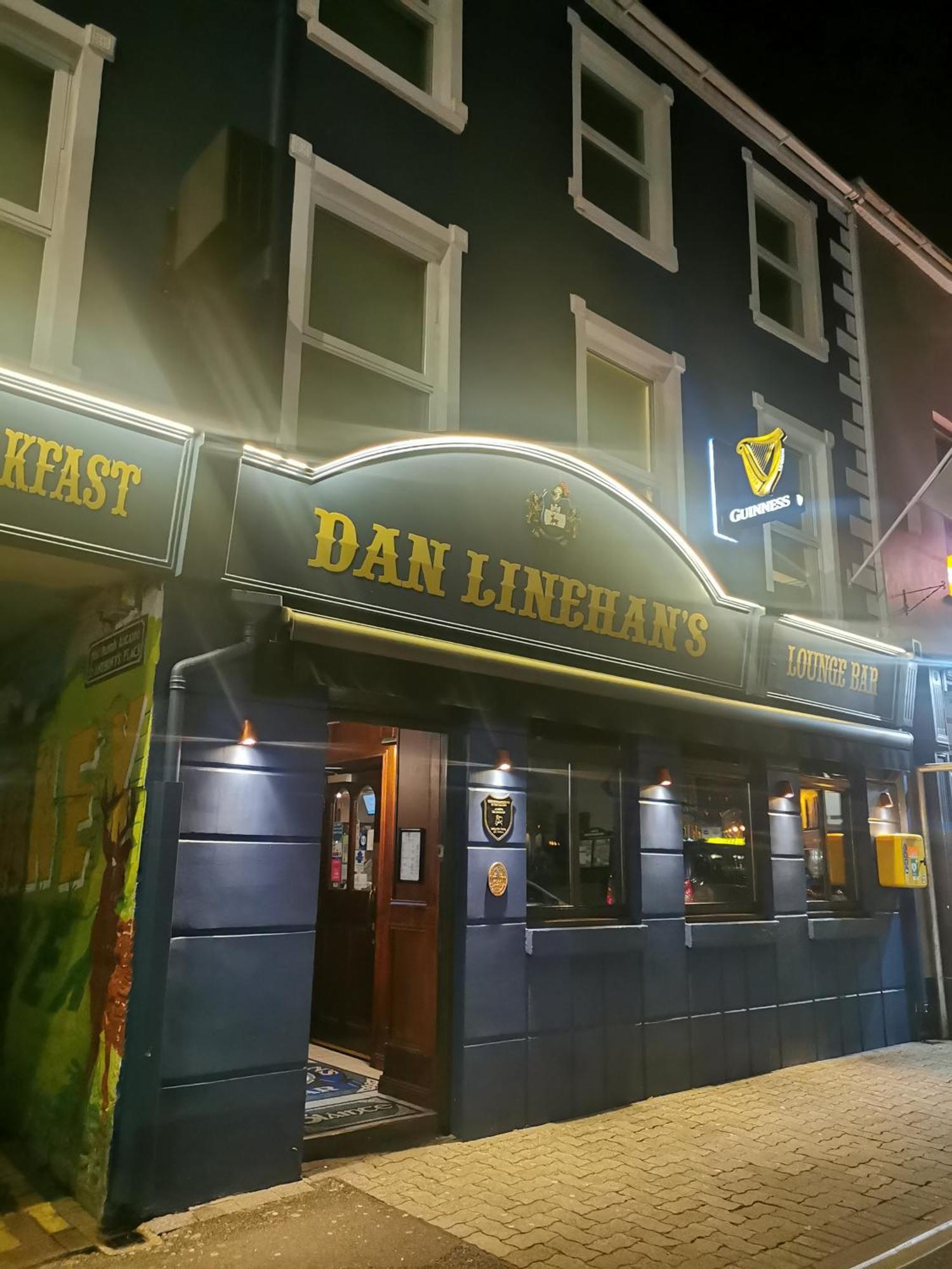 Dan Linehans Bar&B&B Killarney Exterior foto