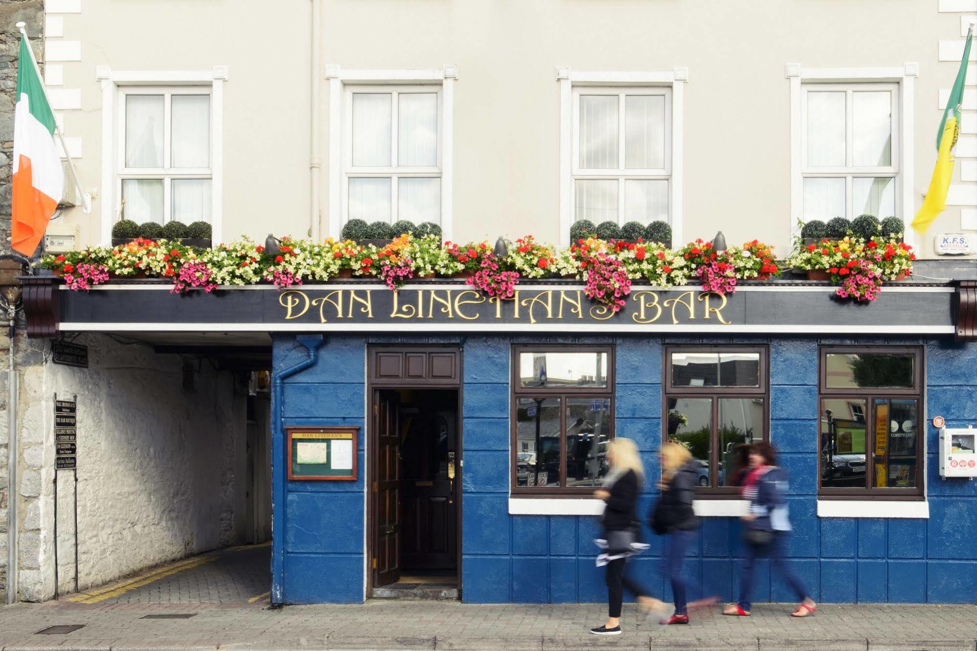 Dan Linehans Bar&B&B Killarney Exterior foto